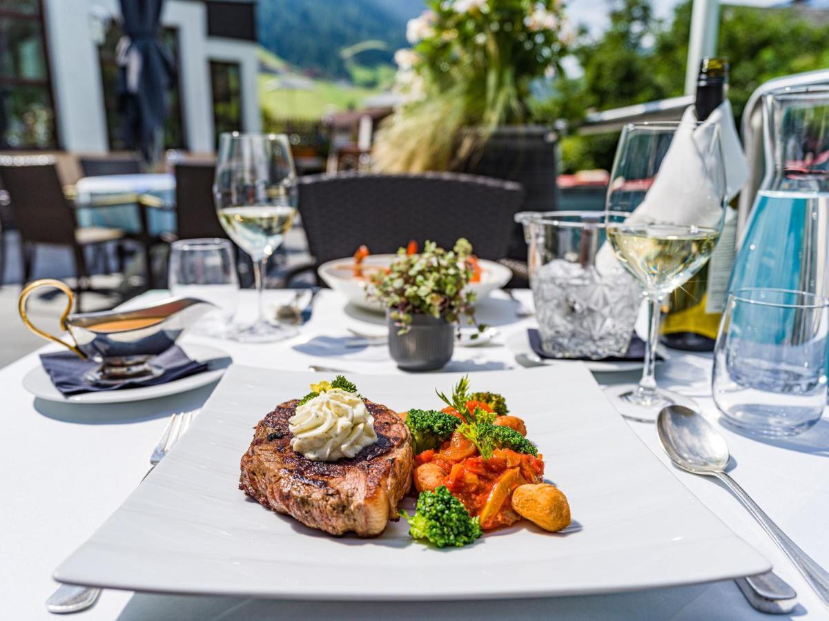 Happy Stubai Hotel Neustift im Stubaital Exterior foto