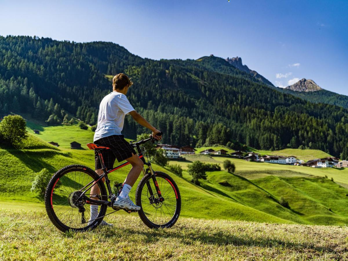 Happy Stubai Hotel Neustift im Stubaital Exterior foto