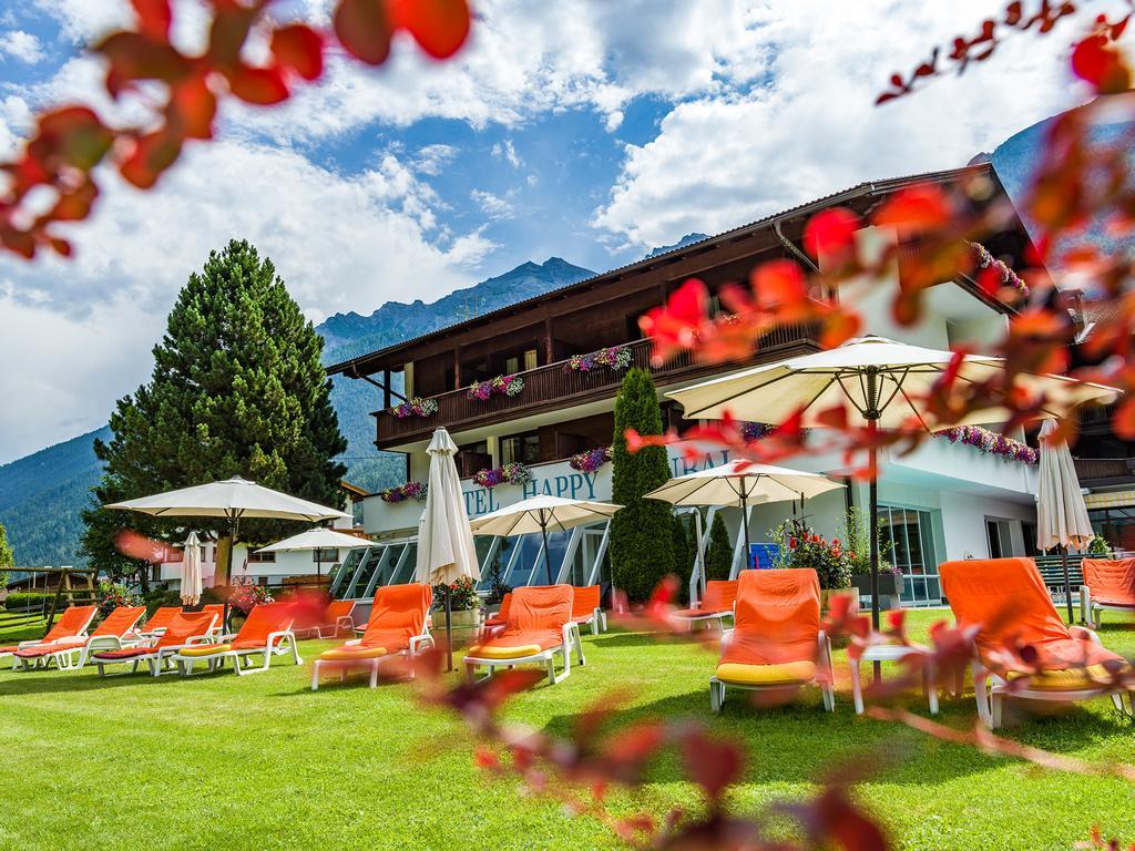 Happy Stubai Hotel Neustift im Stubaital Exterior foto