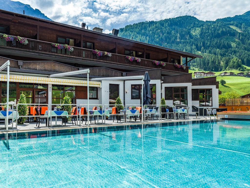 Happy Stubai Hotel Neustift im Stubaital Exterior foto