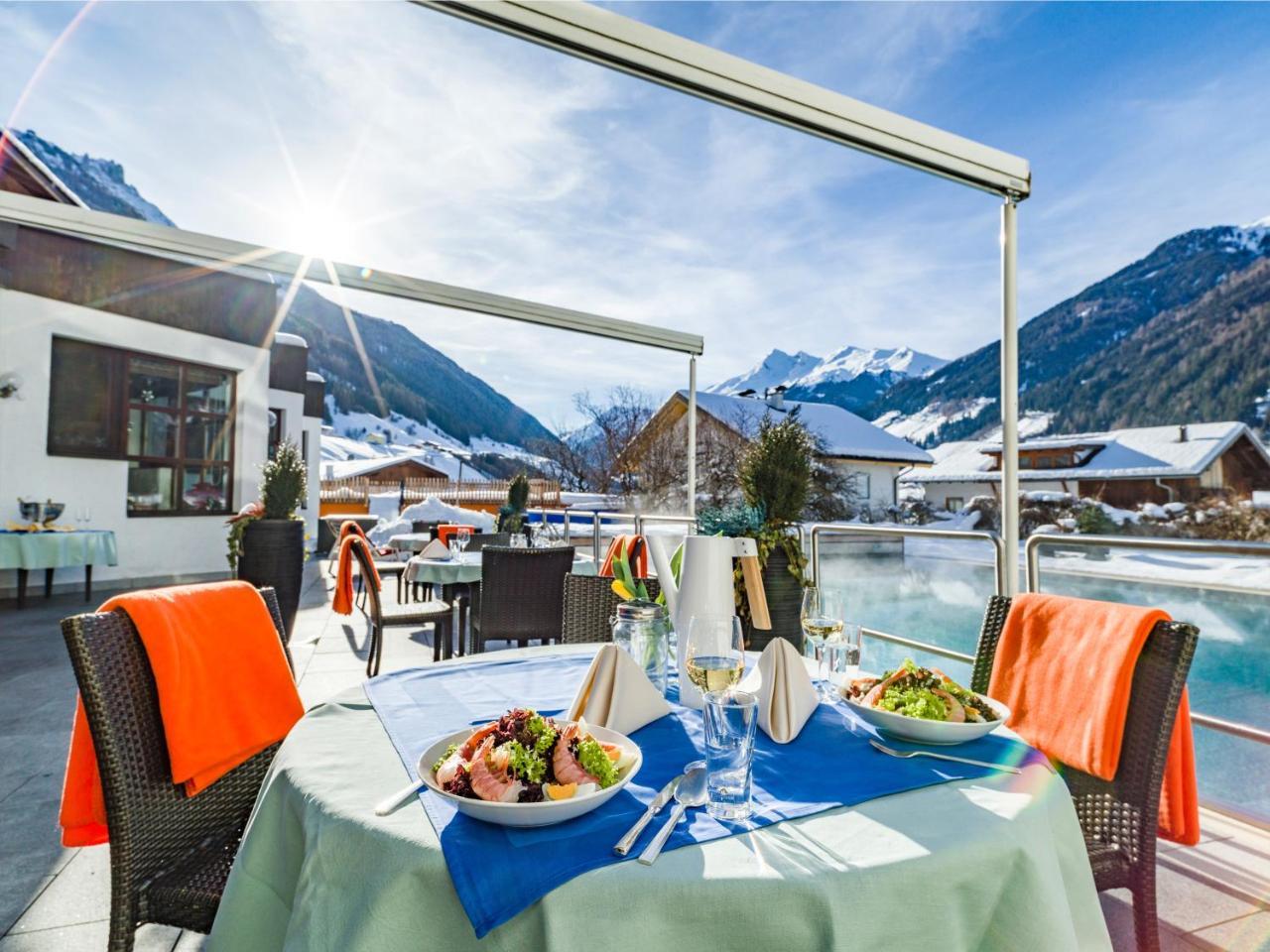 Happy Stubai Hotel Neustift im Stubaital Exterior foto